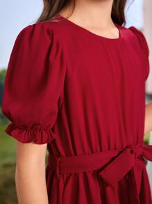 SHEIN 女孩泡泡袖荷葉邊手帕下擺繫腰帶洋裝