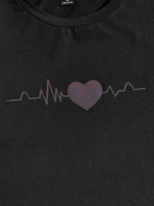 Manfinity Men Reflective Heart Print Tee - Black - View 6
