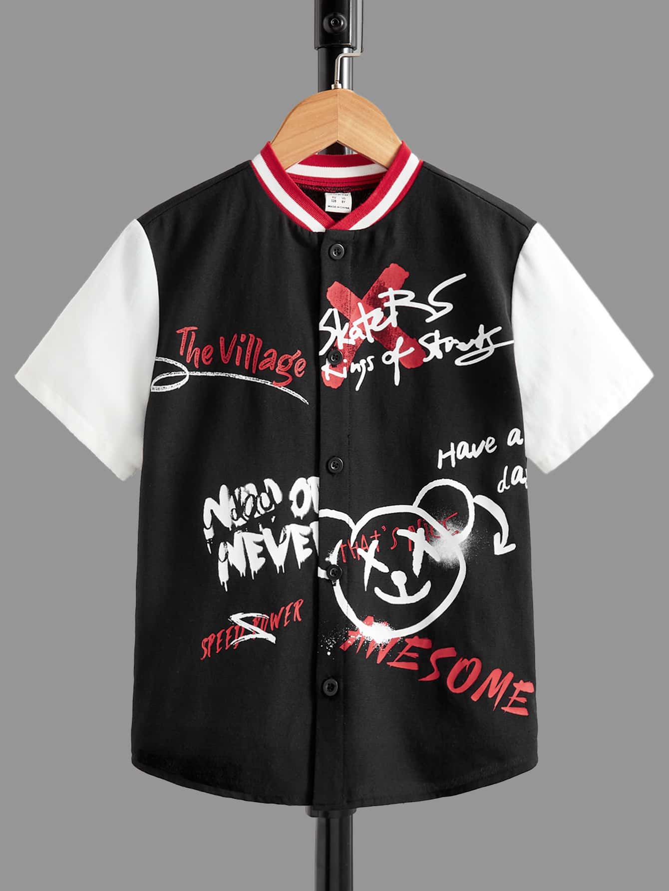 SHEIN 男孩卡通臉和標語圖案棒球領襯衫