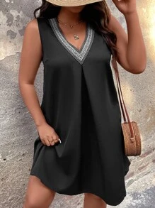 SHEIN LUNE Vestido túnico con cinta en contraste - Negro - Ver 1