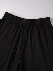 Manfinity Men Letter Graphic Tee & Shorts - Black and White - View 5