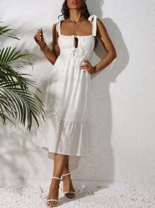 Aveloria Vestido de tirantes con cordón delantero bajo con fruncido con bordado con ojal