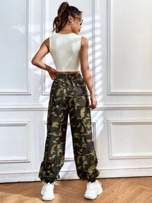 SHEIN Coolane 字母圖案背心上衣和迷彩印花長褲