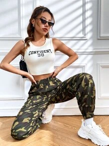 SHEIN Coolane 字母圖案背心上衣和迷彩印花長褲
