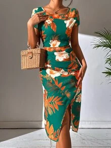 SHEIN Holidaya Vestido con estampado floral fruncido bajo con abertura de manga murciélago - Verde - Ver 4