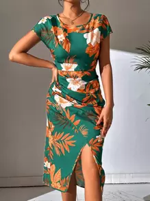 SHEIN Holidaya Vestido con estampado floral fruncido bajo con abertura de manga murciélago - Verde - Ver 6