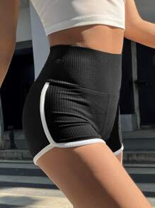 SHEIN EZwear 撞色滾邊緊縮褶皺臀部短褲 - 黑色 - 查看 3