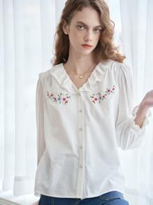 Simple Retro Floral Embroidery Flounce Sleeve Shirt - White - View 2