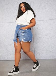 SHEIN CURVE+ Plus Button Fly Ripped Raw Trim Denim Skort - Medium Wash - View 4
