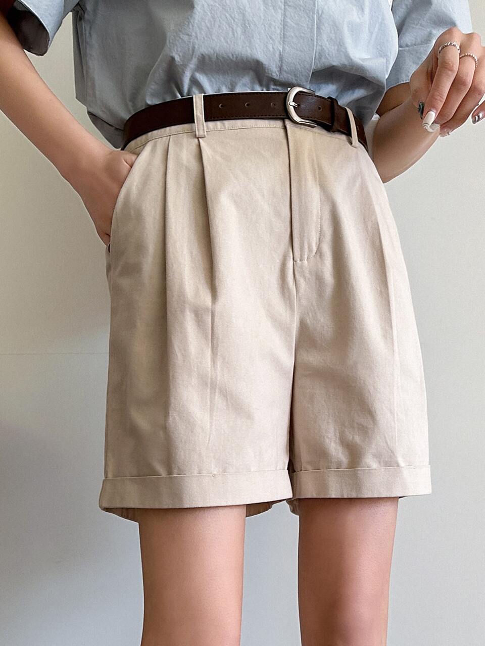 Plicated Detail Roll Hem Bermuda Shorts Without Belt