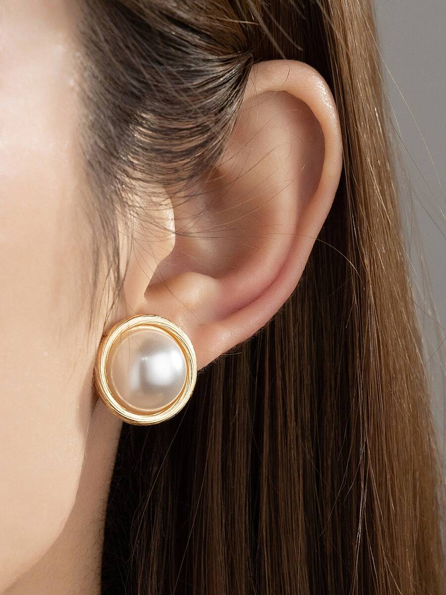 人造珍珠裝飾夾式耳環 - 金黃色 - 查看 1