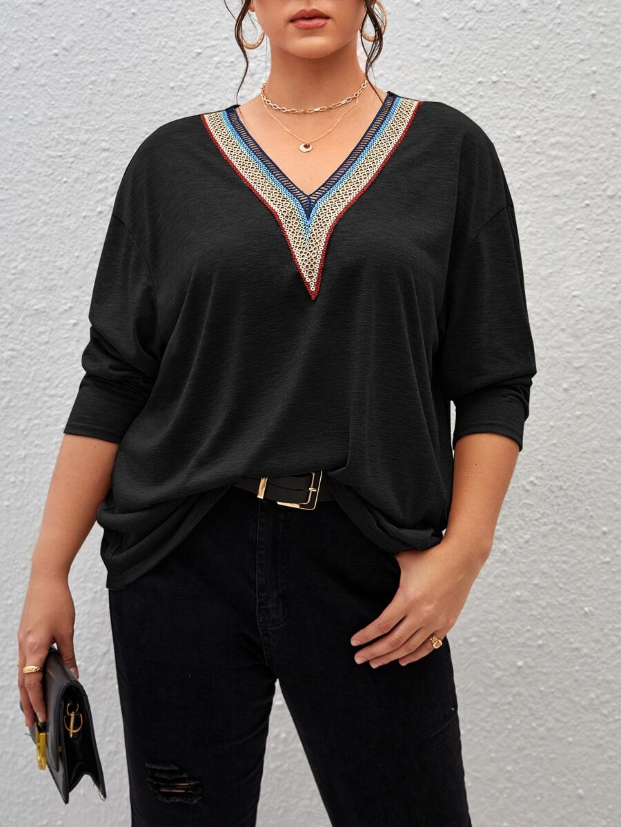 SHEIN LUNE 大碼拼接塊狀條紋蕾絲落肩T恤 - 黑色 - 查看 1