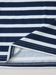 Manfinity Men Striped & Letter Graphic Tee - Blue and White - View 4