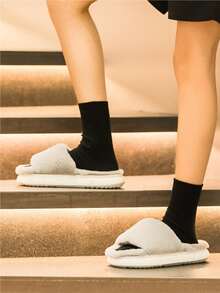 Minimalist Fluffy Bedroom Slippers - Light Grey - View 4