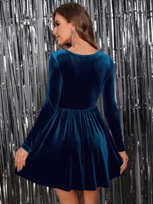 SHEIN BAE Pearls Beaded Velvet Dress - Teal Blue - View 2