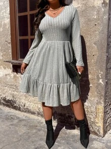 SHEIN LUNE Plus V Neck Ruffle Hem Dress - Light Grey - View 4