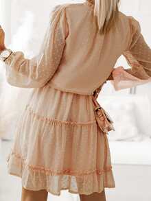 圓點燈籠袖褶邊洋裝 - 杏色 - 查看 2