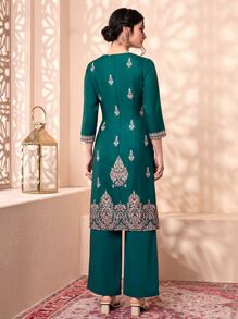 Divindia Floral Print Slit Hem Kurta Top & Trousers - Dark Green - View 2