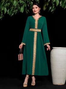 Al Najma Contrast Trimmed Belted A-line Dress - Dark Green - View 1