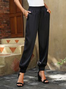 SHEIN Clasi Pantalones unicolor con bolsillo oblicuo de cintura con cordón - Negro - Ver 1