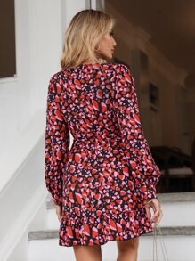 SHEIN VCAY Vestido con estampado de corazón bajo con fruncido con diseño de nudo - Negro - Ver 2