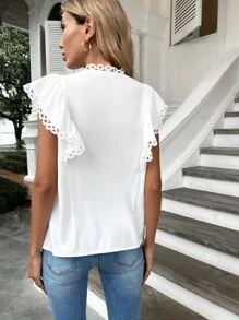 SHEIN LUNE 水溶蕾絲拼接荷葉邊前紐扣襯衫 - 白色 - 查看 2