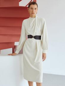 MOTF PREMIUM 褶皺腰帶中長連衣裙 - 米色 - 查看 8