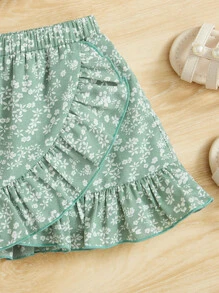 SHEIN Top Con Ribete De Volantes Y Falda Con Borde De Volantes Con Estampado Floral Pequeño Para Bebé Niña - Verde - Ver 3