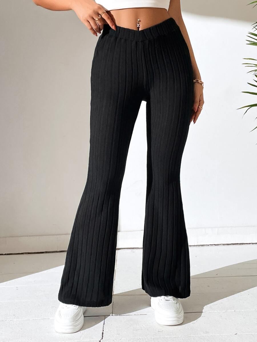 SHEIN PETITE 素色喇叭褲 - 黑色 - 查看 1