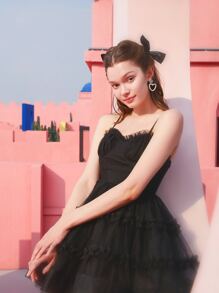 SHEIN MOD 胸部褶皺褶邊網紗吊帶連衣裙 - 黑色 - 查看 4