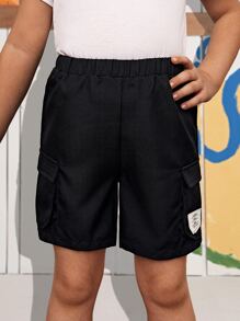 SHEIN 小男童字母補丁細節翻蓋口袋短褲