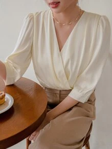 DAZY 實色泡泡袖v領襯衫 - 杏色 - 查看 10