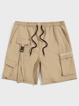 Pantaloncini larghi da uomo con grafica a lettere, tasche con patta, vita con coulisse e fibbia