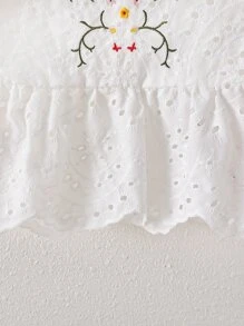 小女童花卉刺繡後鎖孔網眼刺繡荷葉邊下擺襯衫 - 白色 - 查看 5