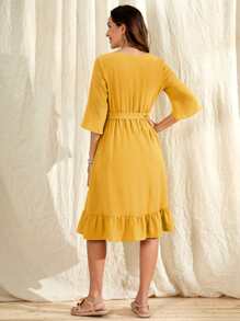 EMERY ROSE Vestido con cinturón de manga con volante bajo con fruncido - Amarillo - Ver 2