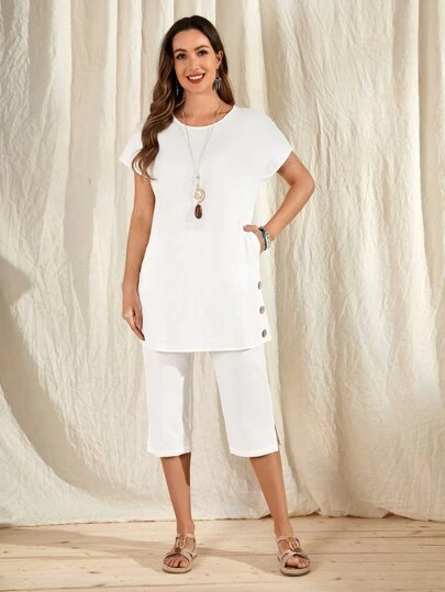 EMERY ROSE Solid Button Side Top & Capris Pants