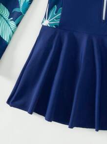 Tween Girl Tropical Print Zipper Front Ruffle Hem One Piece Swimsuit - Navy Blue - View 4