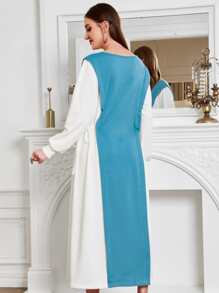 Mulvari Letter Patched Colourblock Sweatshirt Dress - Blue and White - View 2