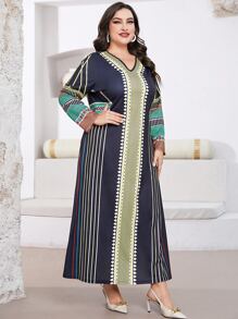 Al Najma 大碼條紋和幾何圖案連衣裙 - 彩色 - 查看 5