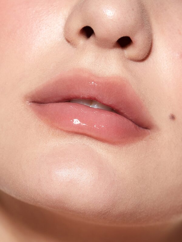 SHEGLAM Jelly Wow Hydrating Lip OilBerry Involved Moisturizing Clear Lip Gloss Plumping Non