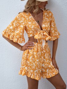 SHEIN VCAY Floral Print Tie Front Crop Top & Shorts - Multicolor - View 4