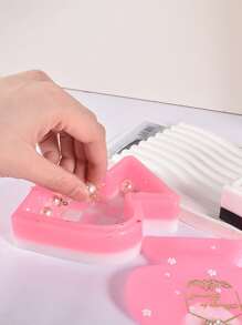 1pc Heart Shaped DIY Silicone Mold - White - View 3