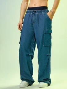 Manfinity RebelGame Men Cotton Flap Pocket Cargo Jeans - Medium Wash - View 4