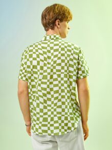 Manfinity RebelGame Camisa De Hombre Con Estampado De Cuadros - Verde Oliva - Ver 2