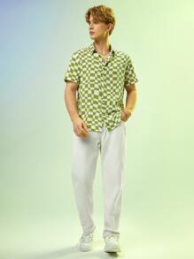 Manfinity RebelGame Camisa De Hombre Con Estampado De Cuadros - Verde Oliva - Ver 3