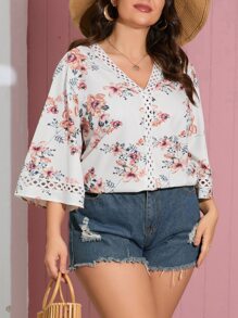SHEIN VCAY Plus Floral Print Guipure Lace Insert Blouse - Multicolor - View 3