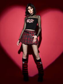 ROMWE PUNK Top crop con estampado de letra - Negro - Ver 3