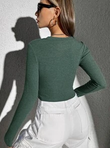 SHEIN EZwear 素色不對稱下擺短款T恤 - 墨綠色 - 查看 2