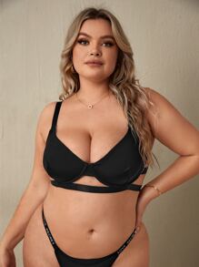 Sujetador con abertura con aro