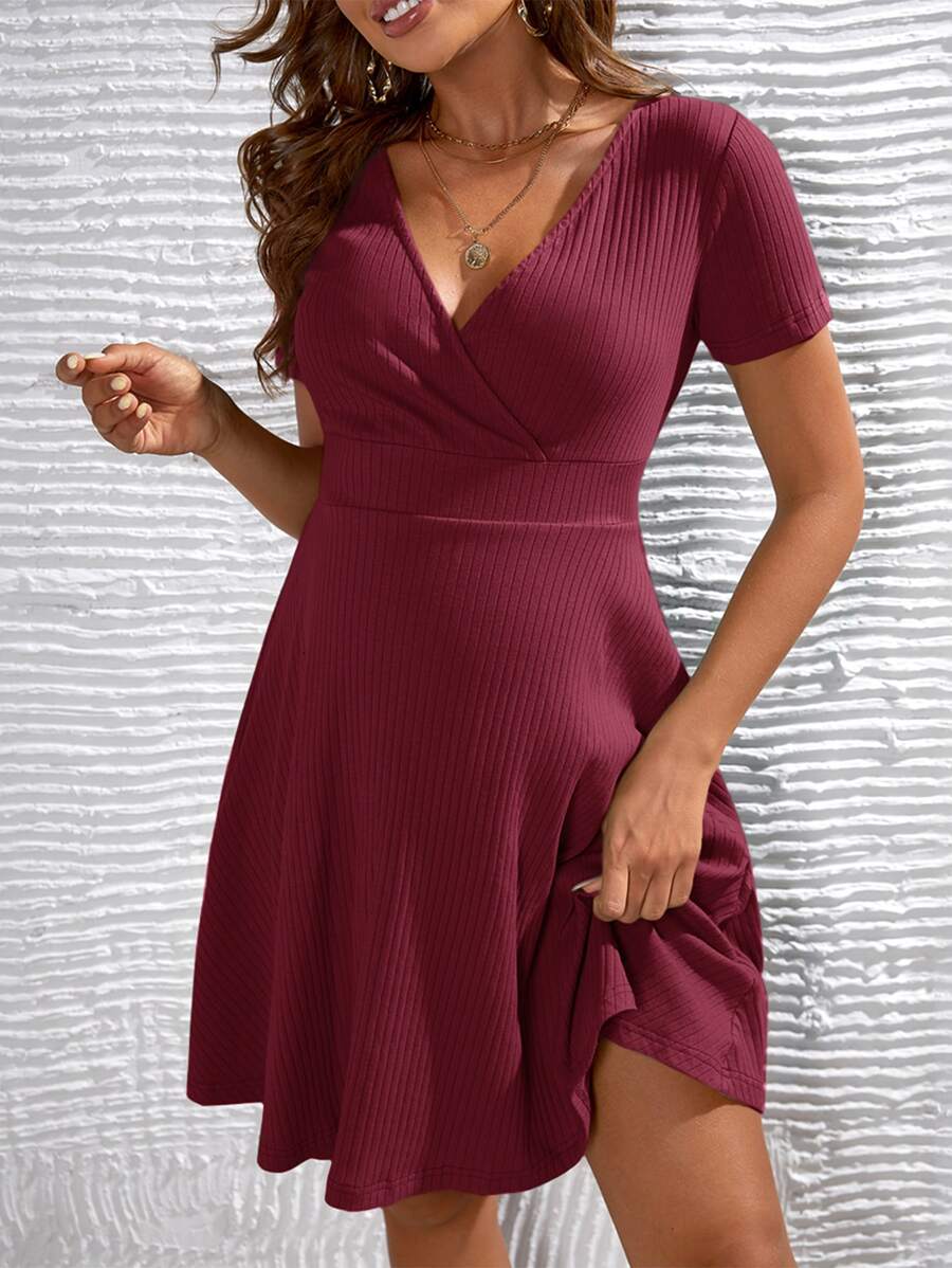 SHEIN Maternidad Vestido escote cruzado tejido de canalé - Burdeos - Ver 1